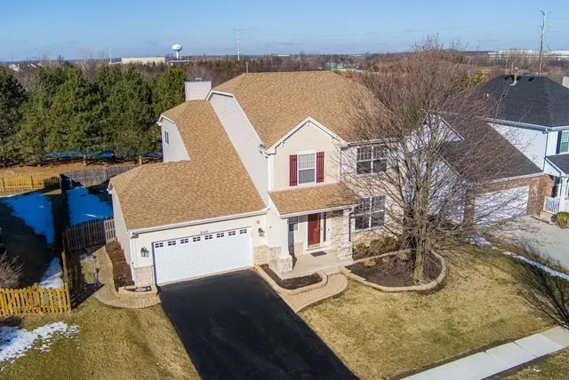 2140 Colchester Avenue, Hoffman Estates, IL 60192 - #3