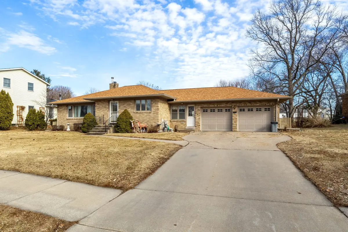 838 South State Street, Geneseo, IL 61254 - #1