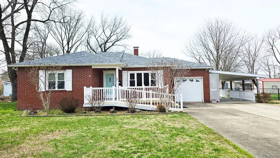 23 Park Lane, Centralia, IL 62801 - #2