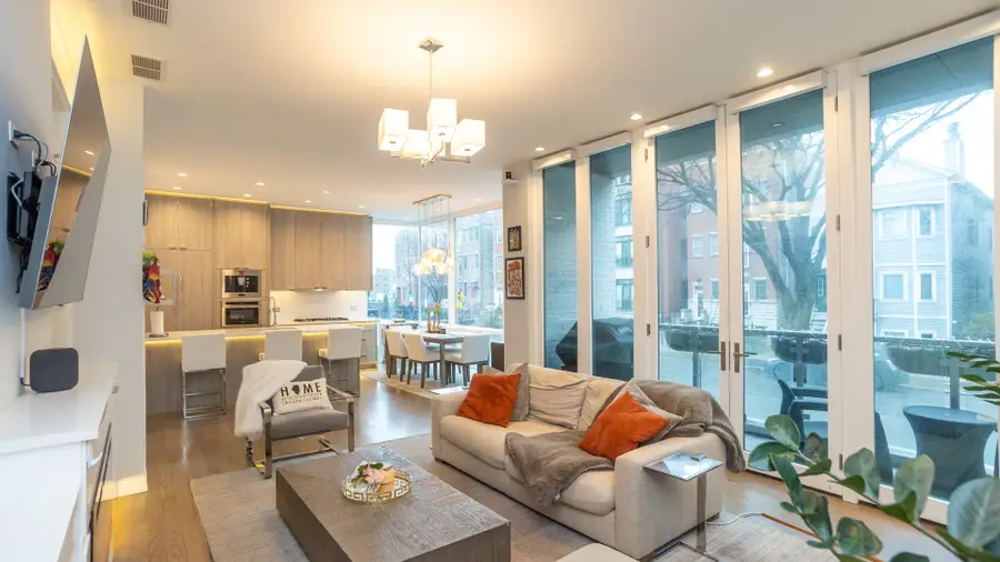 1947 W Diversey Parkway #101, Chicago, IL 60614 - #2