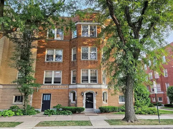 605 Washington Boulevard #3N, Oak Park, IL 60302
