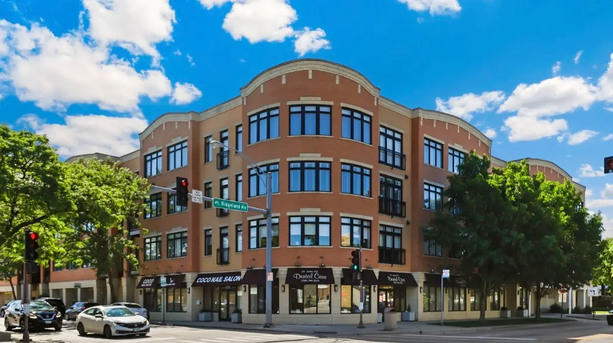 106 S Ridgeland Avenue #412, Oak Park, IL 60302 - #1