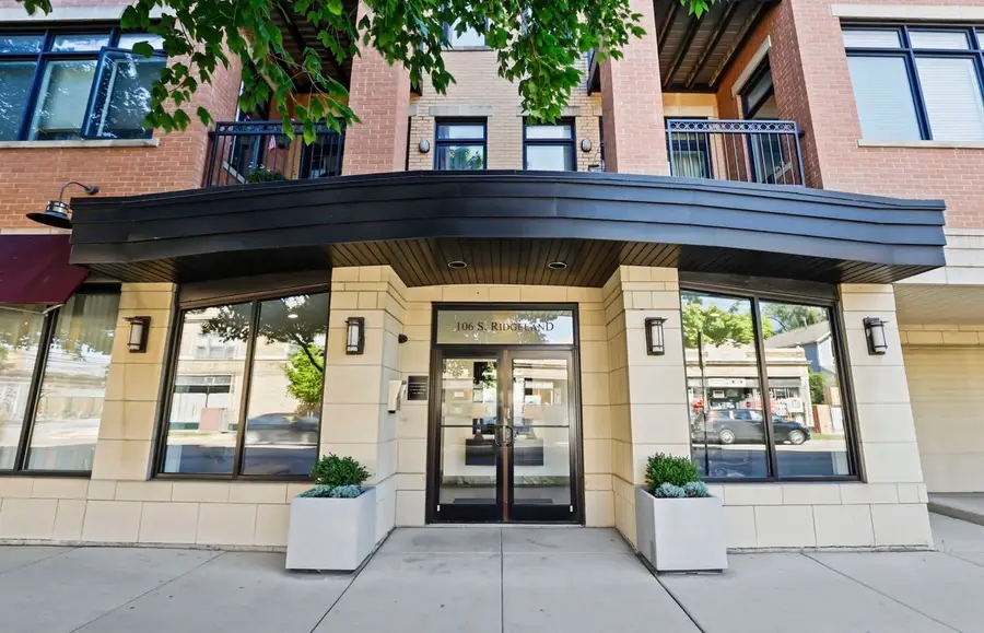 106 S Ridgeland Avenue #412, Oak Park, IL 60302 - #2
