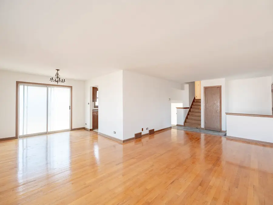 7849 80th Place, Bridgeview, IL 60455 - #3