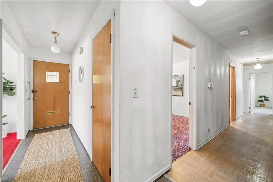 934 Yale Street, Wilmette, IL 60091 - #3