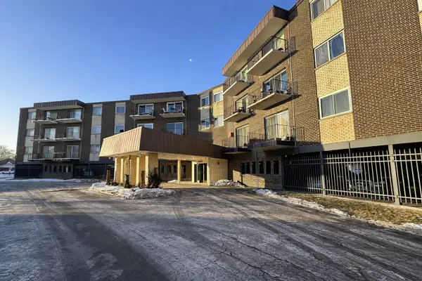 9820 S Pulaski Road #122, Oak Lawn, IL 60453