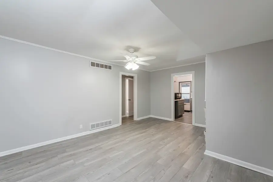 510 Forest Glen Drive, Round Lake Park, IL 60073 - #3