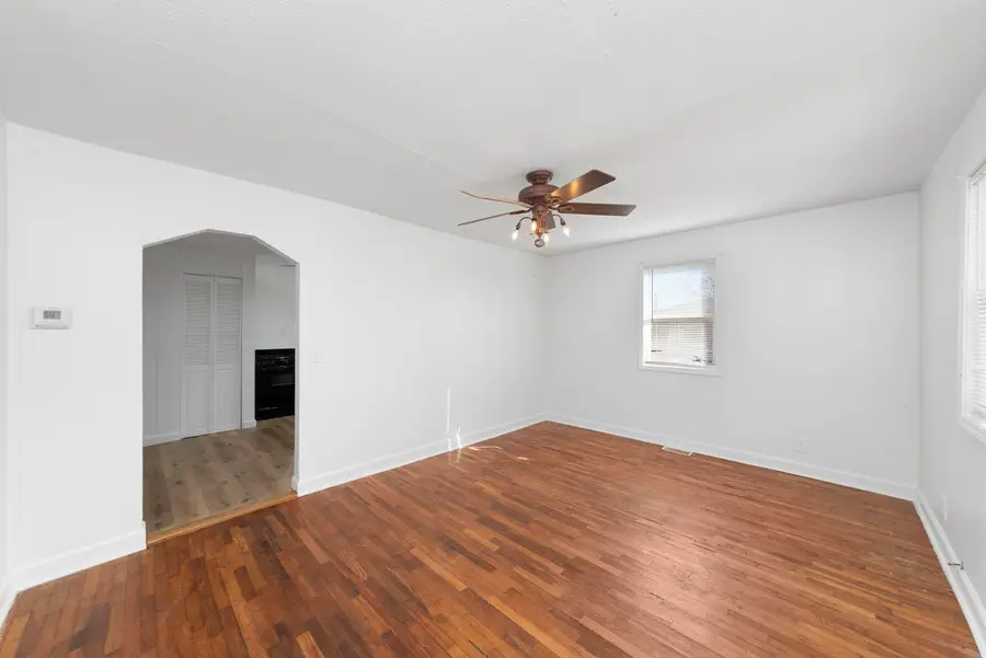 Address Withheld By Seller, Elwood, IL 60421 - #3