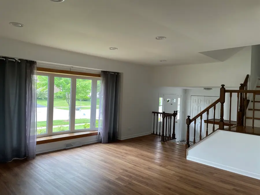 1430 Haise Lane, Elk Grove Village, IL 60007 - #3