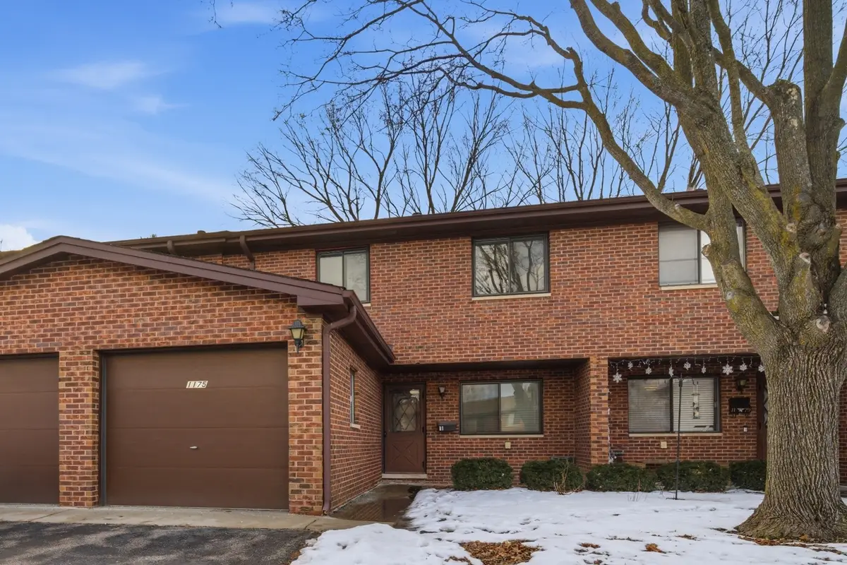1175 Hunters Lane, Lake Zurich, IL 60047 - #1
