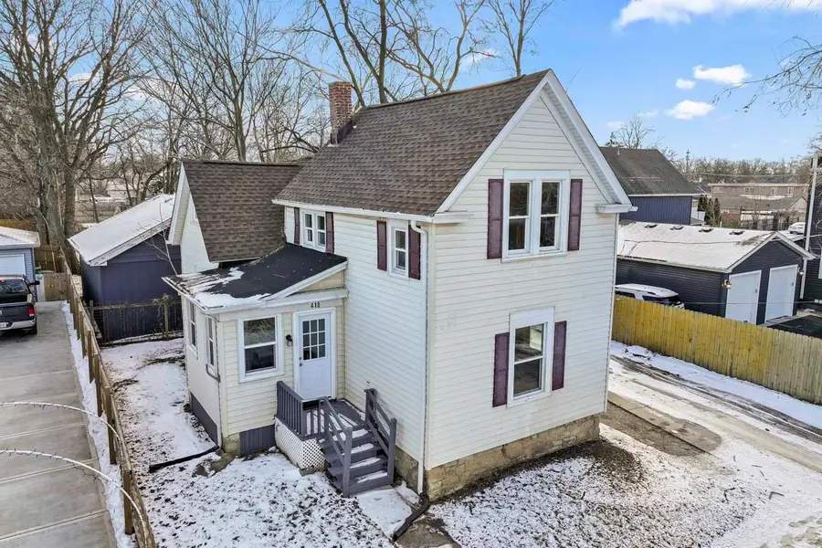 418 W Illinois Avenue, Aurora, IL 60506 - #3