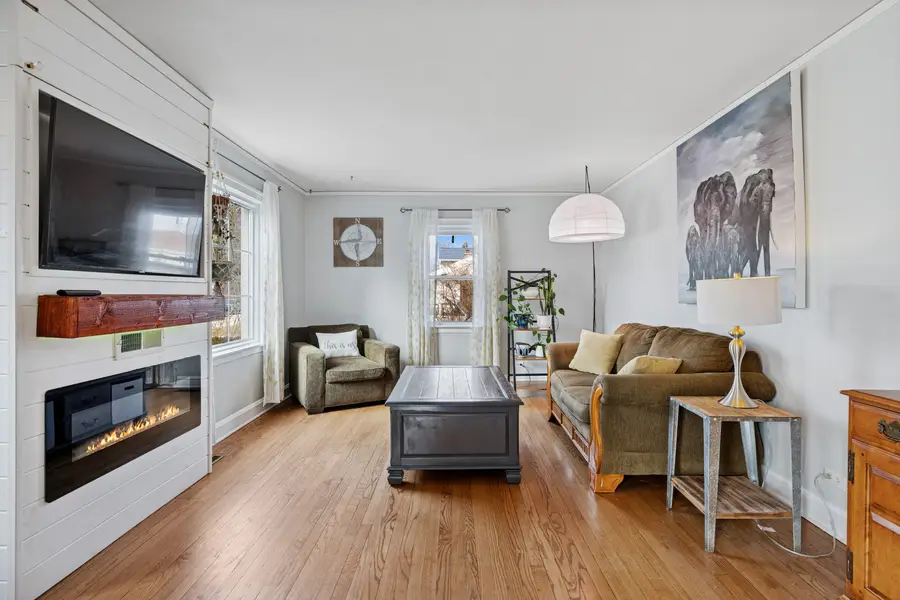 373 Woodbridge Street, Des Plaines, IL 60016 - #2