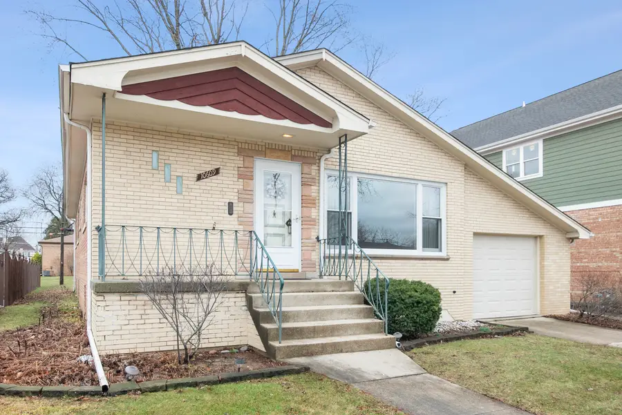 10609 S Kildare Avenue, Oak Lawn, IL 60453 - #2