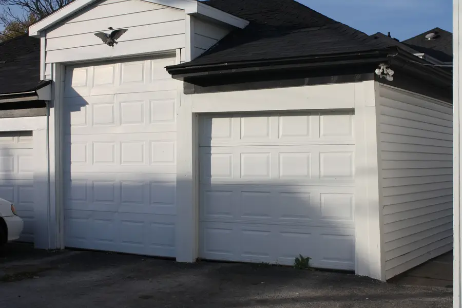 20-22 N Locust Street, Aurora, IL 60506 - #2