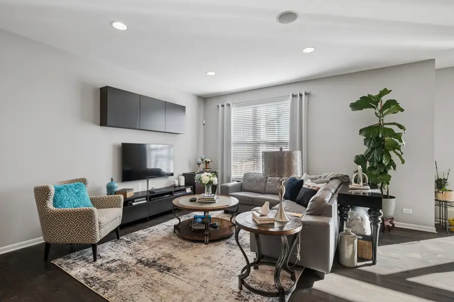 Address Withheld By Seller, Palatine, IL 60067 - #3