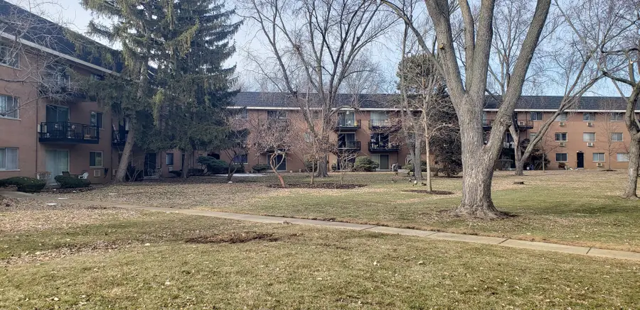 1198 Royal Glen Drive #121-C, Glen Ellyn, IL 60137 - #2