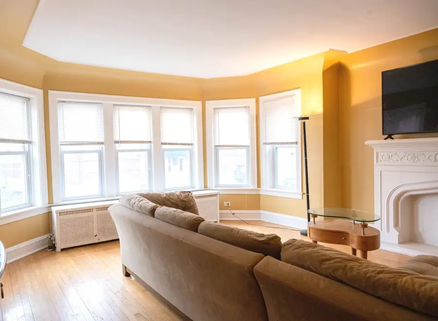 8623 S Cregier Avenue, Chicago, IL 60617 - #2