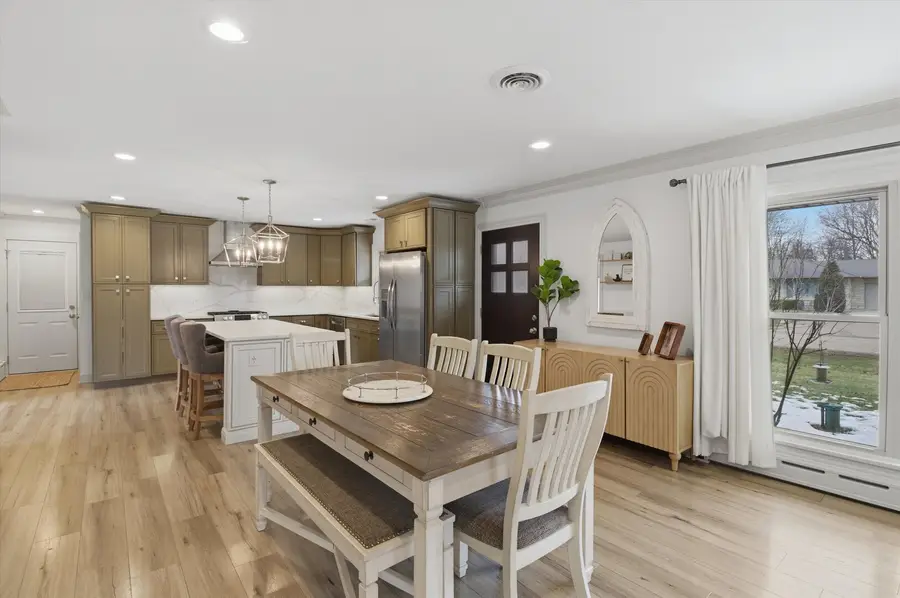 5 Crescent Place, Joliet, IL 60433 - #3