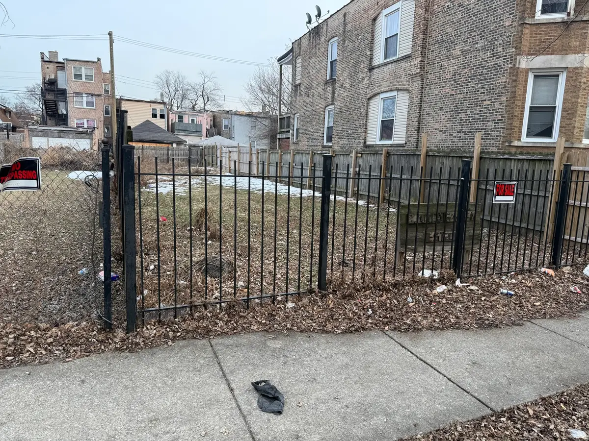 621 N Monticello Avenue, Chicago, IL 60624 - #1