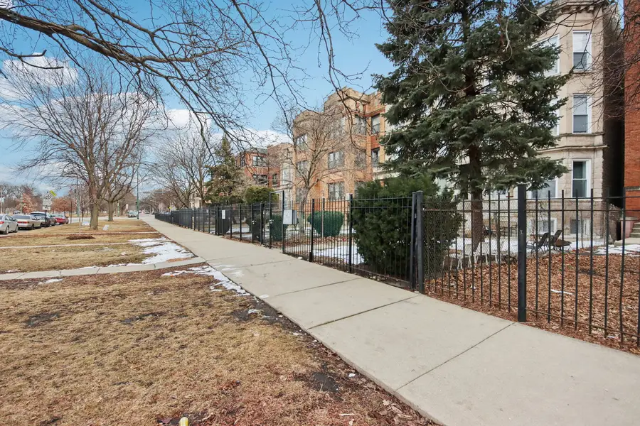 917 N Sacramento Boulevard, Chicago, IL 60622 - #3