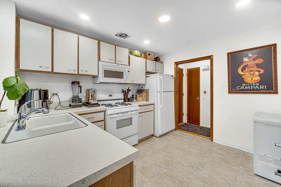 101 N Lincoln Lane #2A, Arlington Heights, IL 60004 - #3