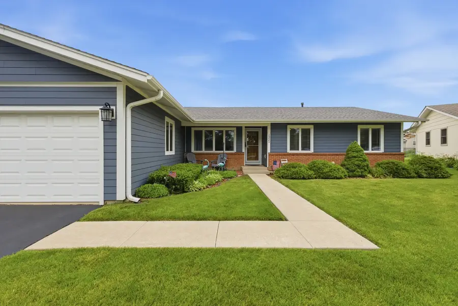 1321 Cumberland Circle E, Elk Grove Village, IL 60007 - #2