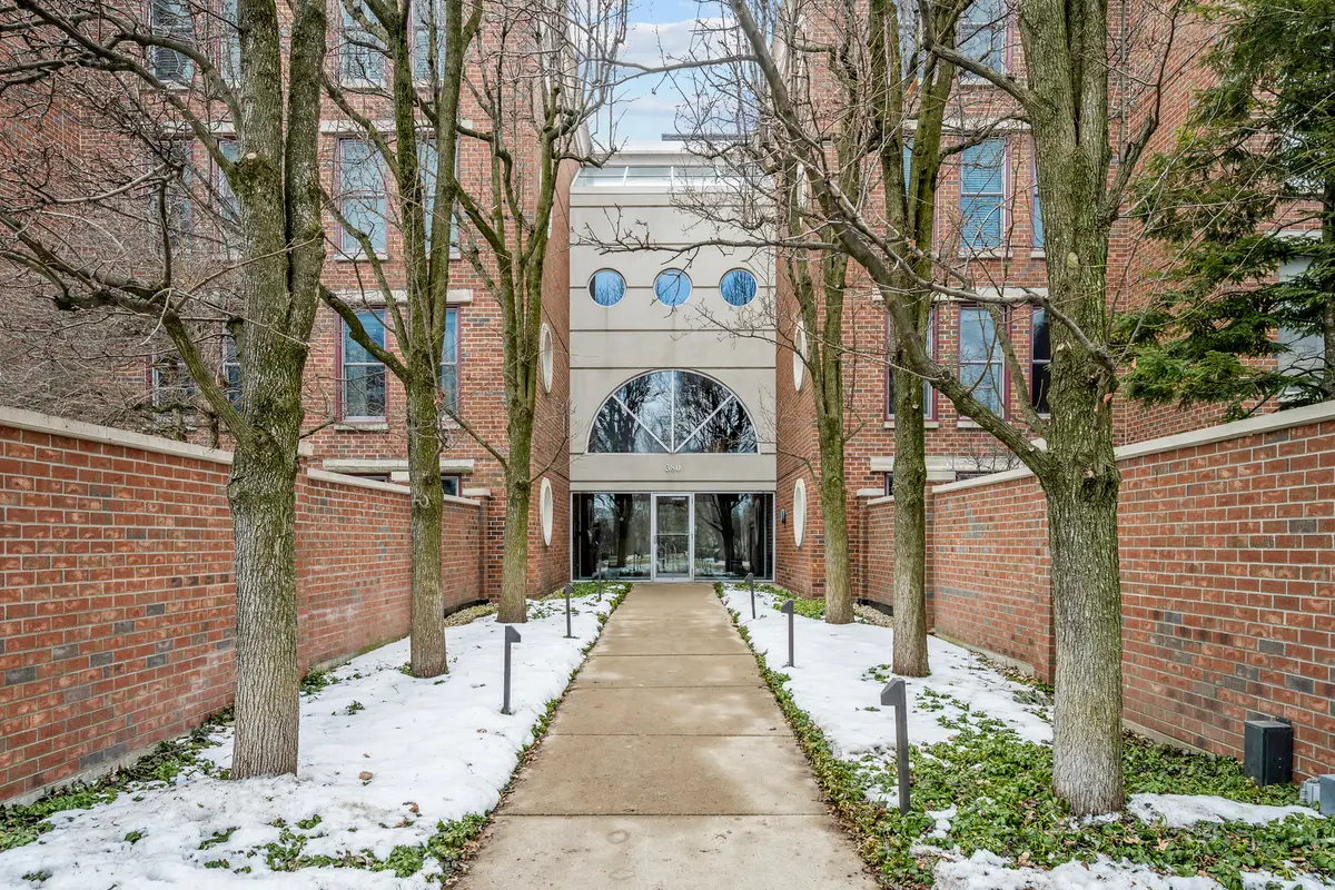 380 Green Bay Road #1B, Winnetka, IL 60093 - #1
