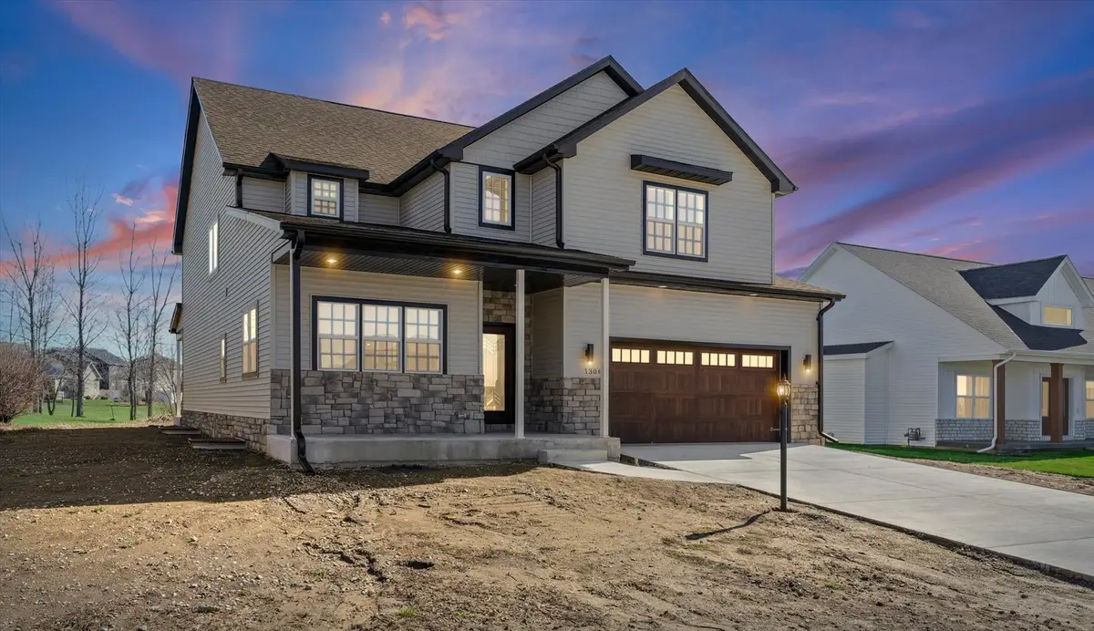 1306 Roberto Road, Mahomet, IL 61853 - #1