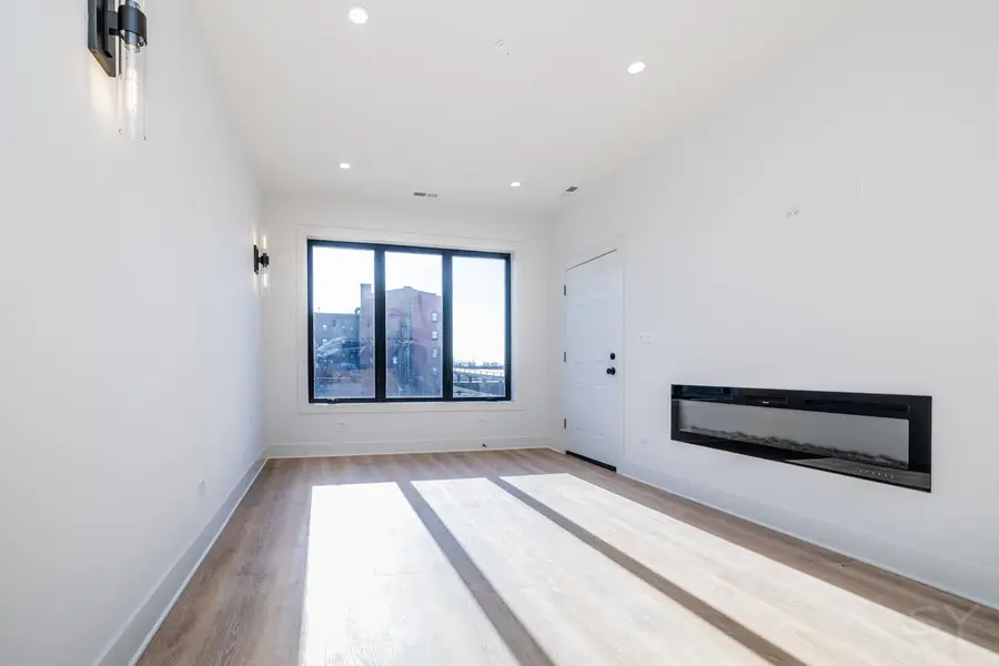 3109 W Polk Street, Chicago, IL 60612 - #2