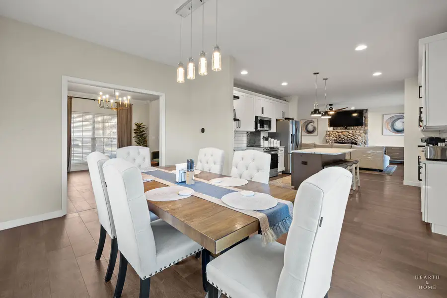 680 Blackthorn Drive, Crystal Lake, IL 60014 - #3