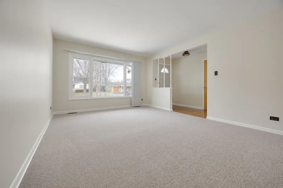 Address Withheld By Seller, Elk Grove Village, IL 60007 - #3