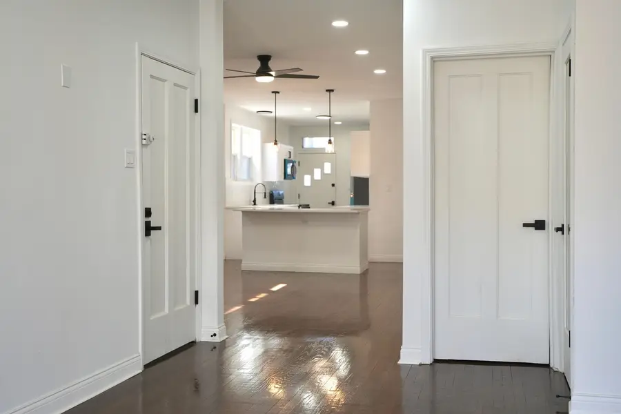 8040 S Rhodes Avenue, Chicago, IL 60619 - #2