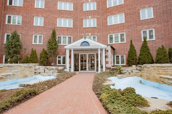 8540 W Foster Avenue #504, Norridge, IL 60706