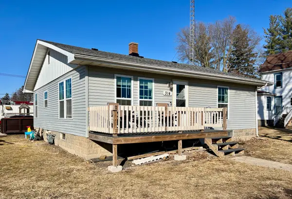 314 W Cherokee Avenue, Shabbona, IL 60550