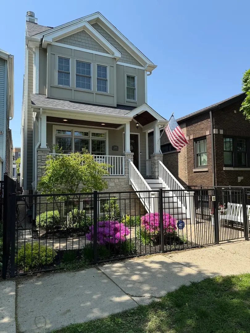 2908 N Seeley Avenue, Chicago, IL 60618 - #2
