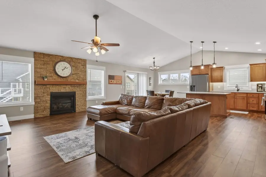 1439 Rhinelander Drive, Davenport, IA 52804 - #2