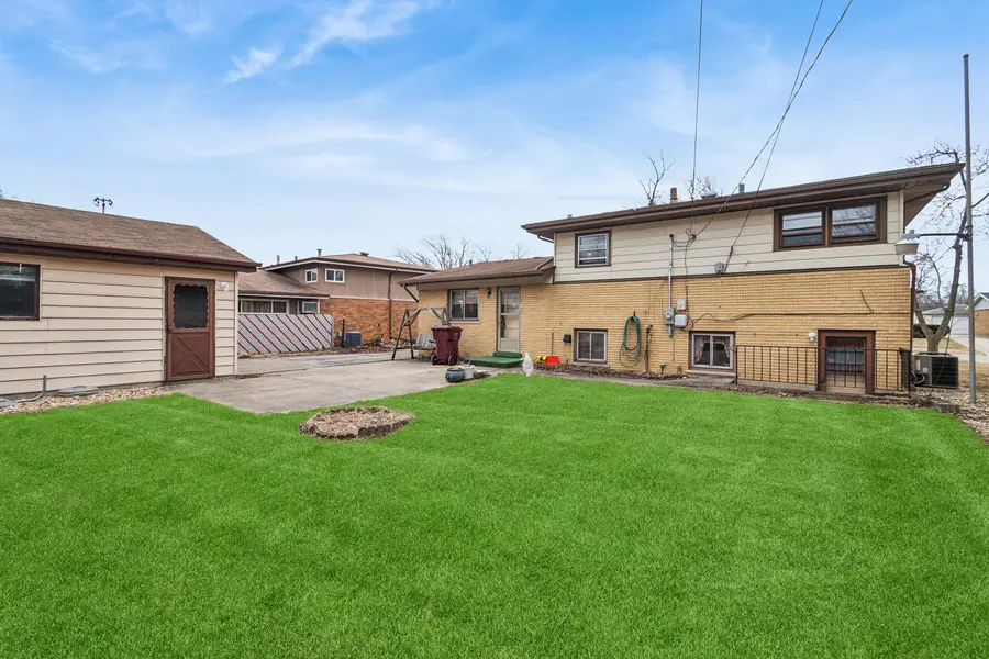 87 E Craig Drive, Chicago Heights, IL 60411 - #3