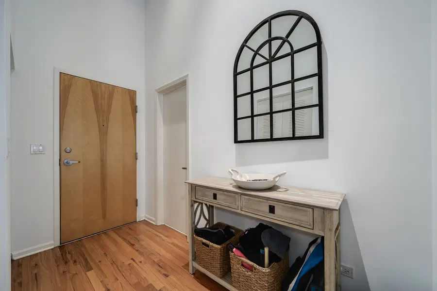 758 N Larrabee Street #514, Chicago, IL 60654 - #2