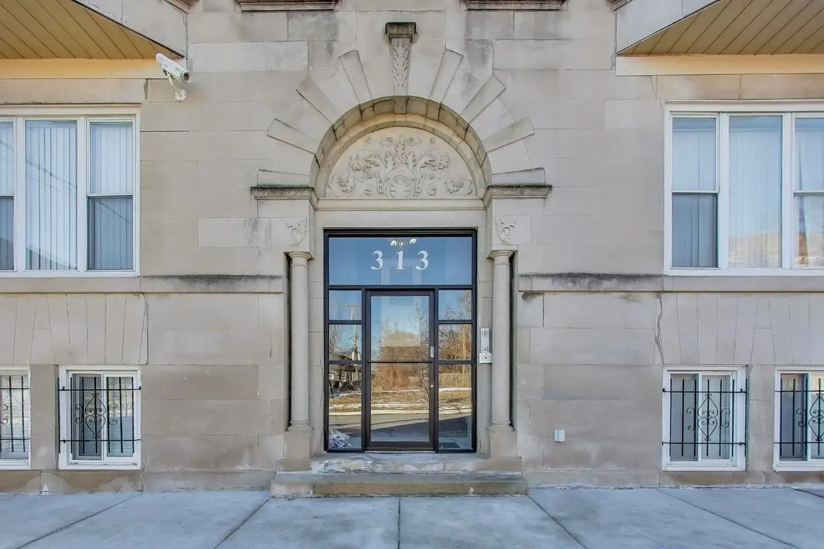 313 E 60th Street #4, Chicago, IL 60637 - #1