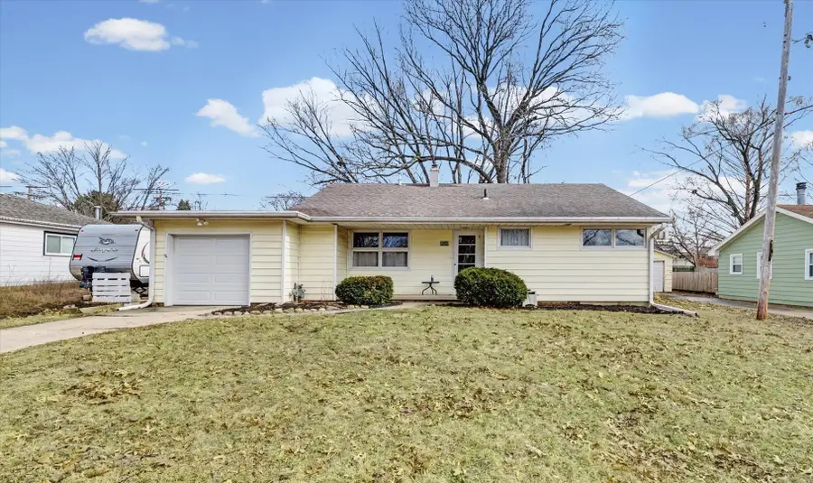 1104 Cambridge Drive, Champaign, IL 61821 - #2