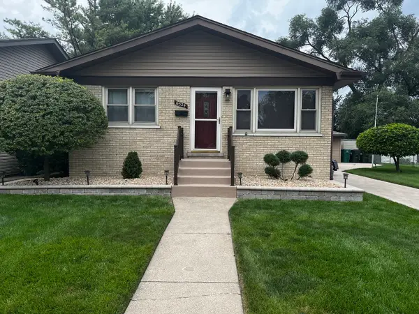 6524 Ridge Drive, Chicago Ridge, IL 60415