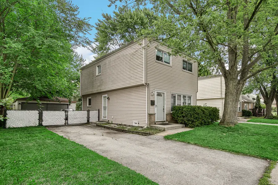 16913 Western Avenue, Hazel Crest, IL 60429 - #2