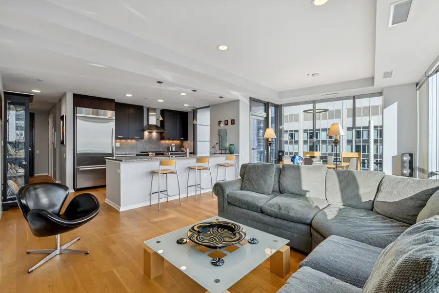 Address Withheld By Seller, Chicago, IL 60611 - #2