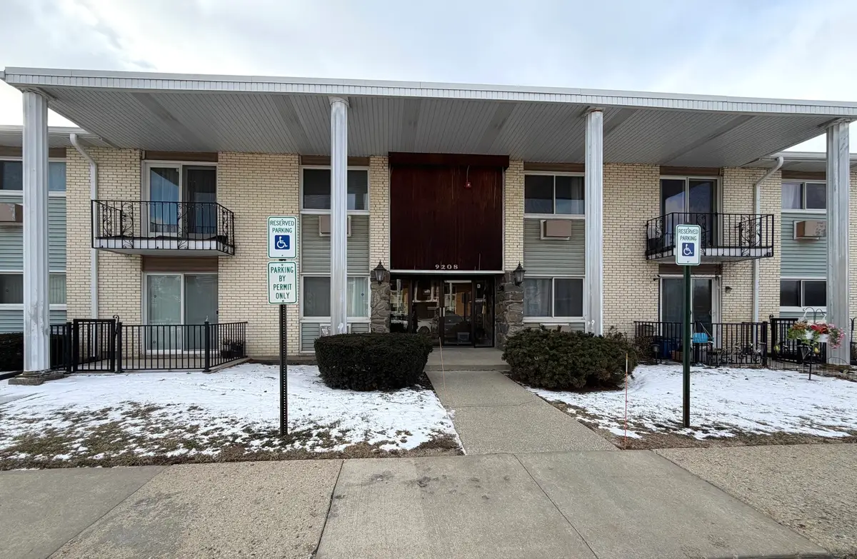 9208 Bumble Bee Drive #2D, Des Plaines, IL 60016 - #1