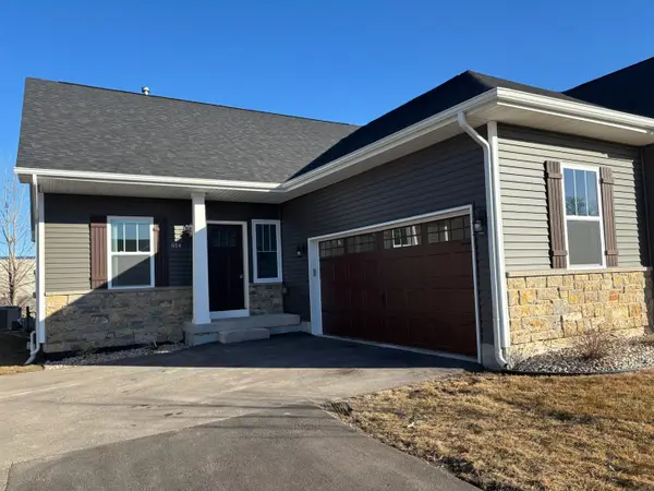 514 Anjali Court #L, Sycamore, IL 60178