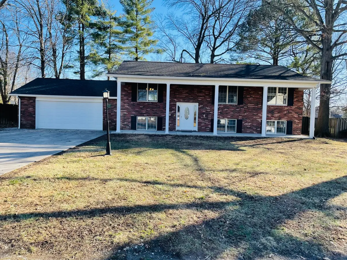 3307 W Lakeview Road, Marion, IL 62959 - #1