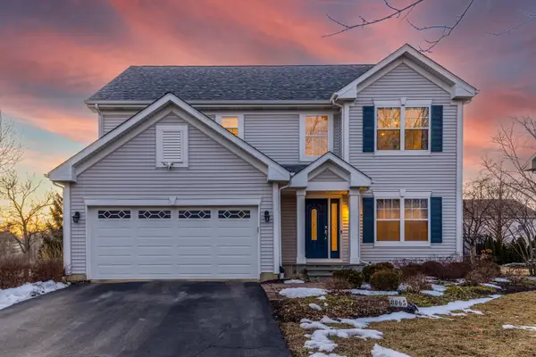 8065 Vail Court, Long Grove, IL 60047