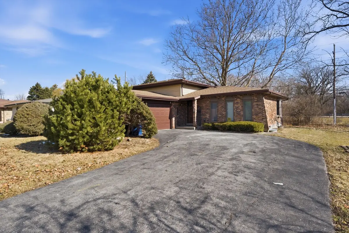 831 Violet Lane, Matteson, IL 60443 - #1