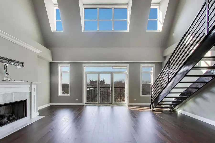 1841 S State Street #3, Chicago, IL 60616 - #2