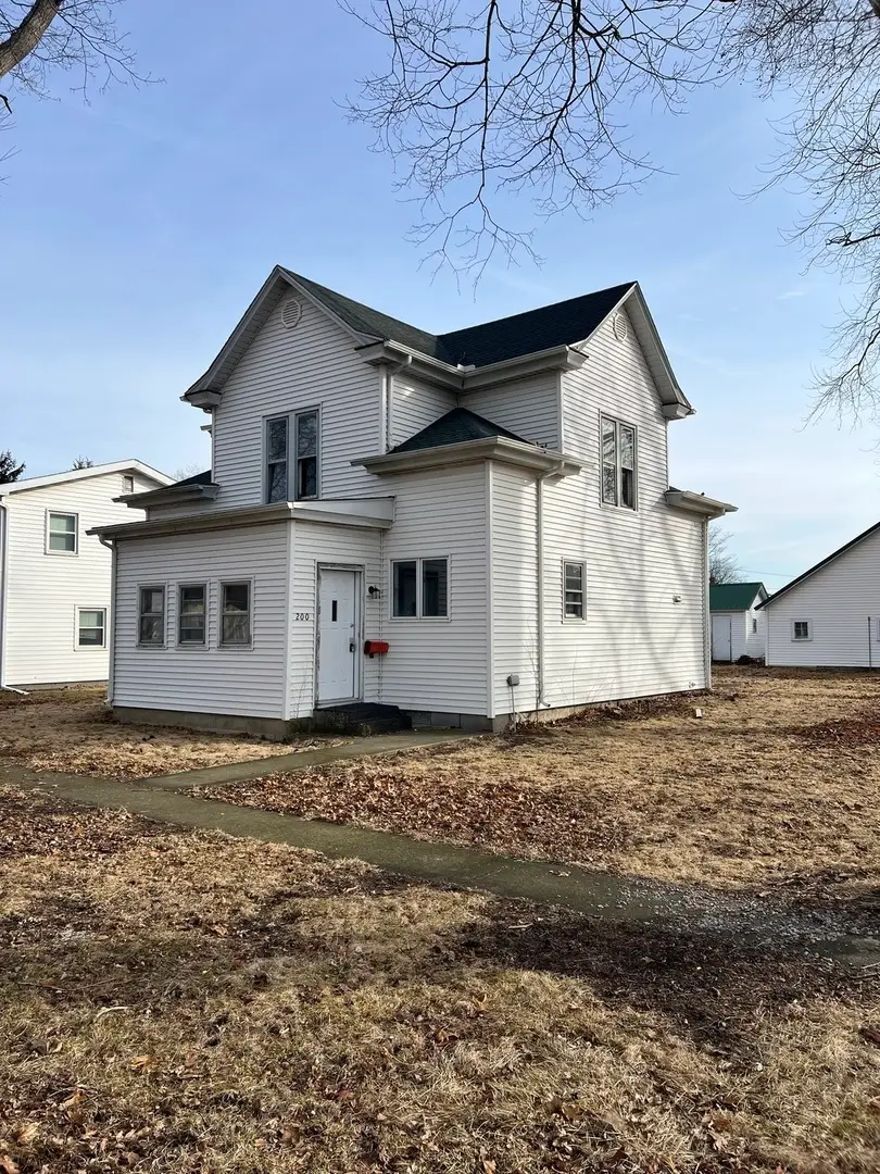200 E South Street, Ellsworth, IL 61737 - #1